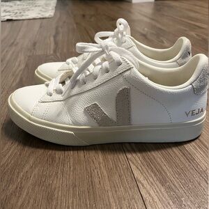 Veja Campo Sneaker